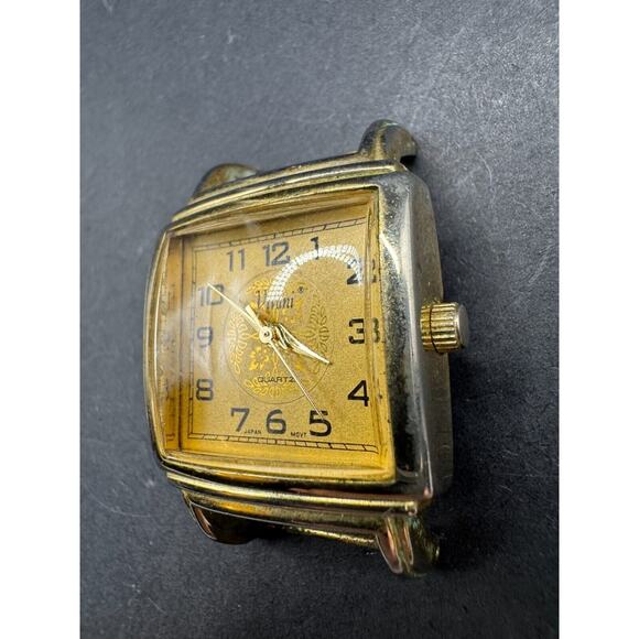 Vintage Vivani Accutime Gold Tone Stainless Quartz Square Face Watch Japan Movt main image 6
